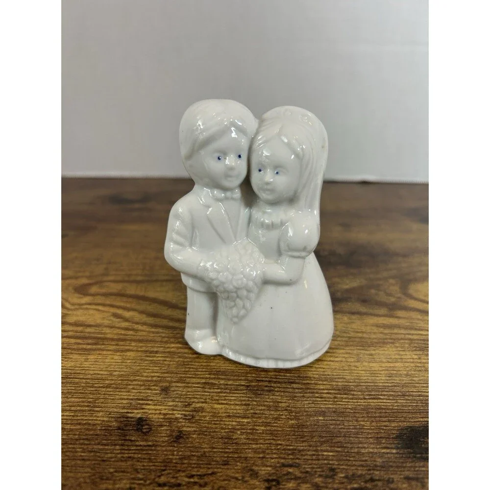 Vintage Ceramic Bride & Groom Wedding Bell White Porcelain Figurine Keepsake